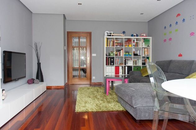 Foto 2 de Alquiler de piso en Centro - Ourense de 3 habitaciones con garaje y muebles