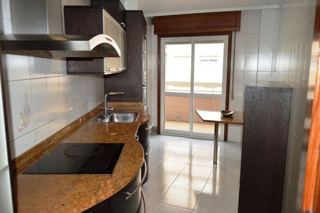 Foto 2 de Piso en venta en Casco Viejo de 4 habitaciones con garaje y balcón