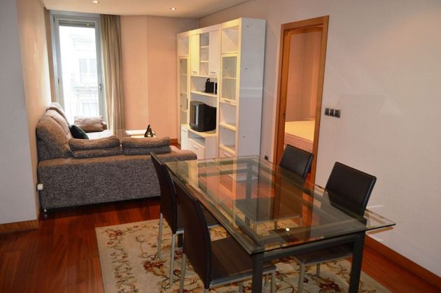 Foto 1 de Pis en lloguer a Centro - Ourense de 2 habitacions amb garatge i mobles