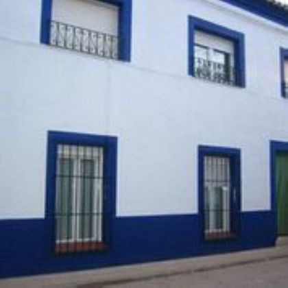 Foto 1 de Casa adossada en venda a Villanueva de Bogas de 4 habitacions amb terrassa i calefacció