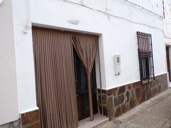 Foto 1 de Casa en venta en Tembleque de 4 habitaciones con terraza