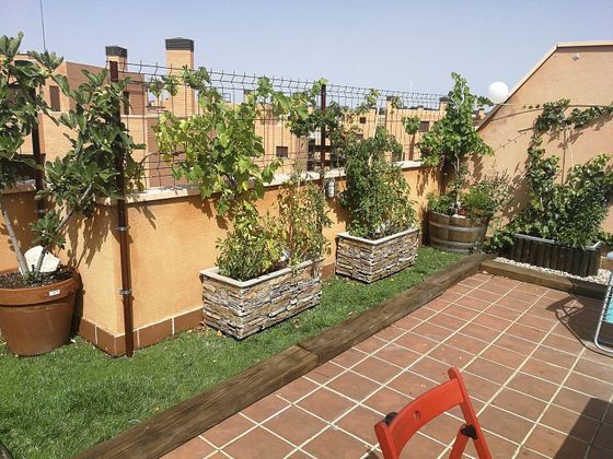 Foto 2 de Àtic en venda a Yebes - Valdeluz de 4 habitacions amb terrassa i piscina