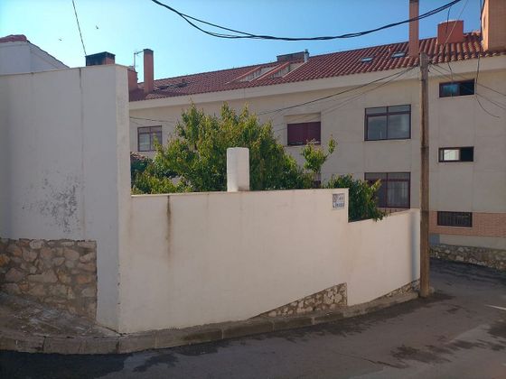 Foto 2 de Casa en venda a Santos de la Humosa (Los) de 4 habitacions amb garatge i jardí