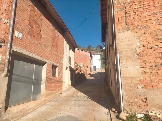 Foto 1 de Casa en venda a Puebla de Valles de 4 habitacions amb balcó