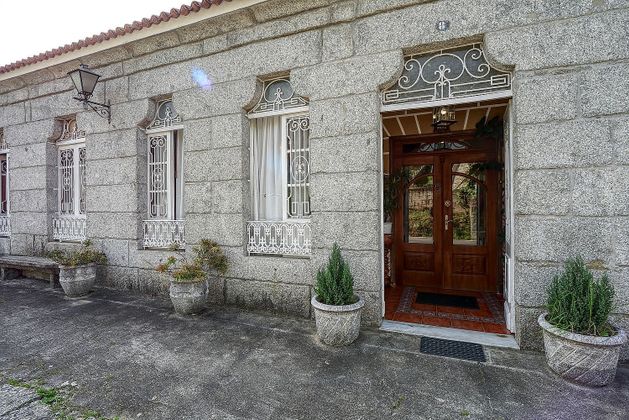 Foto 1 de Casa en venda a calle Liñar de 4 habitacions amb terrassa i jardí