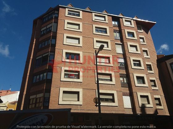 Foto 1 de Pis en venda a Centro - Aranda de Duero de 2 habitacions amb balcó i ascensor