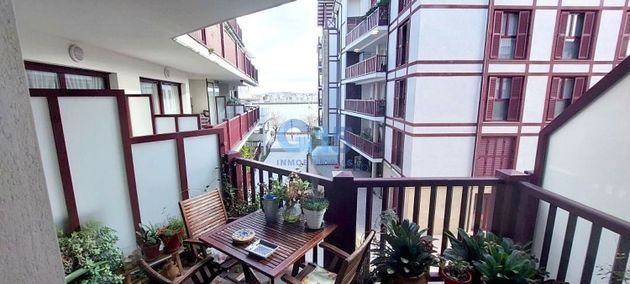 Foto 2 de Venta de piso en Hondarribia de 2 habitaciones con terraza y garaje