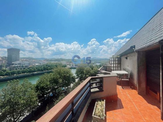 Foto 2 de Piso en venta en Centro - San Sebastián-Donostia de 3 habitaciones con terraza y calefacción