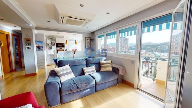 Foto 1 de Venta de piso en Pasaia de 3 habitaciones con balcón y aire acondicionado