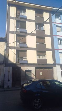 Foto 2 de Venta de piso en calle Cabanilles de 3 habitaciones con balcón y calefacción