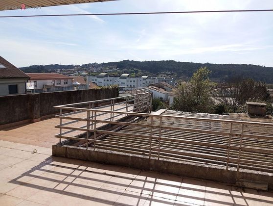 Foto 2 de Xalet en venda a Castiñeiriño - Cruceiro de Sar de 12 habitacions amb terrassa i garatge