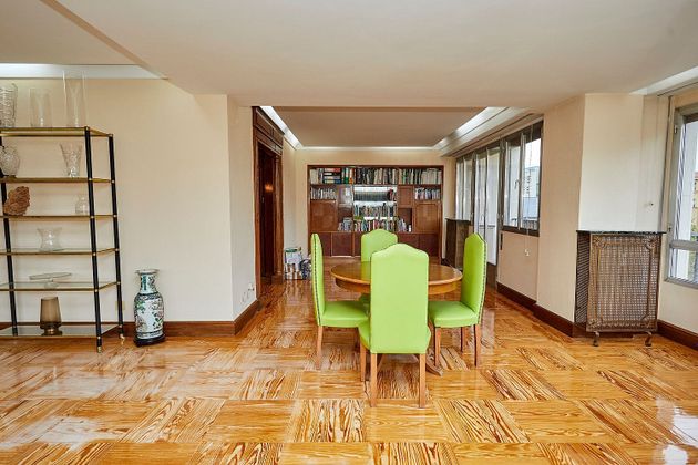 Foto 1 de Venta de piso en Lovaina - Aranzabal de 5 habitaciones con terraza y calefacción