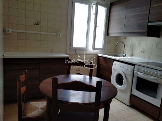 Foto 2 de Pis en venda a Portugalete de 2 habitacions i 71 m²