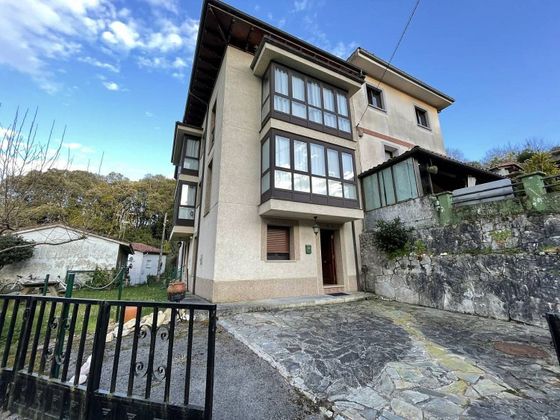 Foto 1 de Casa adossada en venda a calle Barro de 2 habitacions amb terrassa i jardí