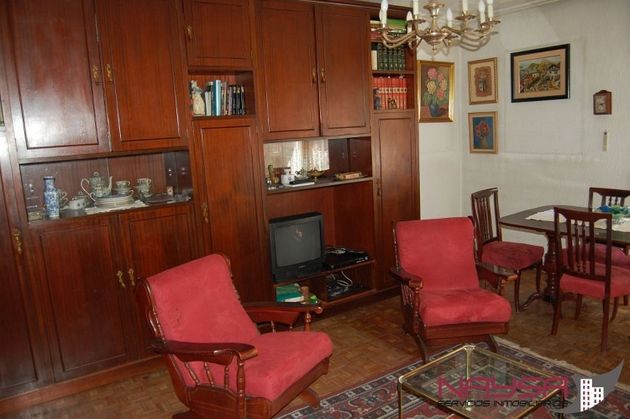 Foto 2 de Pis en venda a Txagorritxu - El Pilar de 4 habitacions amb terrassa i garatge