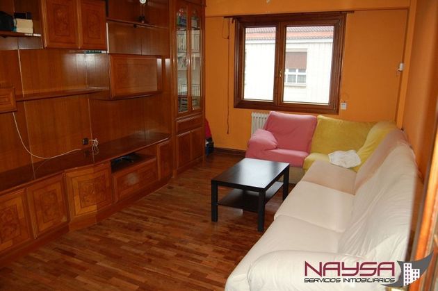 Foto 1 de Pis en venda a Casco Viejo de 4 habitacions amb terrassa i calefacció