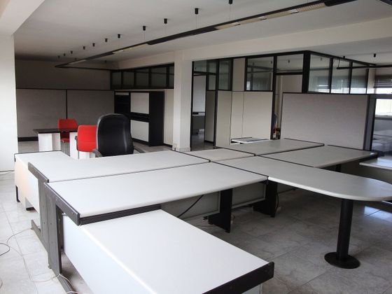 Foto 1 de Oficina en lloguer a Os Mallos - San Cristóbal de 190 m²