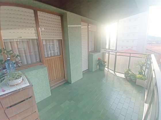 Foto 1 de Venta de piso en Basauri de 4 habitaciones con balcón y calefacción