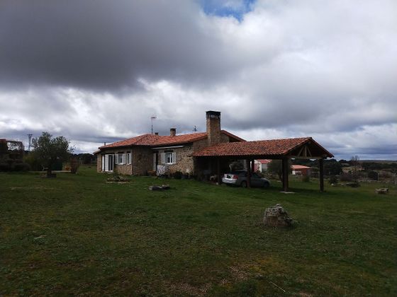 Foto 1 de Venta de chalet en Zapardiel de la Cañada de 2 habitaciones con terraza y garaje