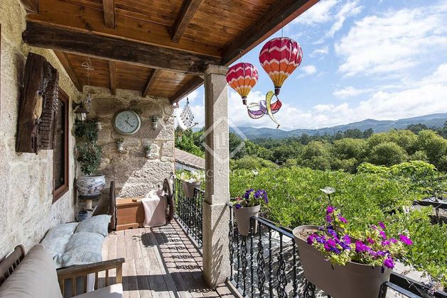 Foto 2 de Casa en venda a Mondariz de 3 habitacions amb terrassa i piscina