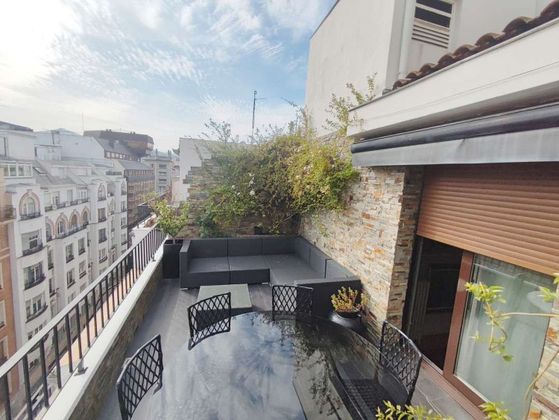 Foto 1 de Piso en venta en Indautxu de 4 habitaciones con terraza y balcón