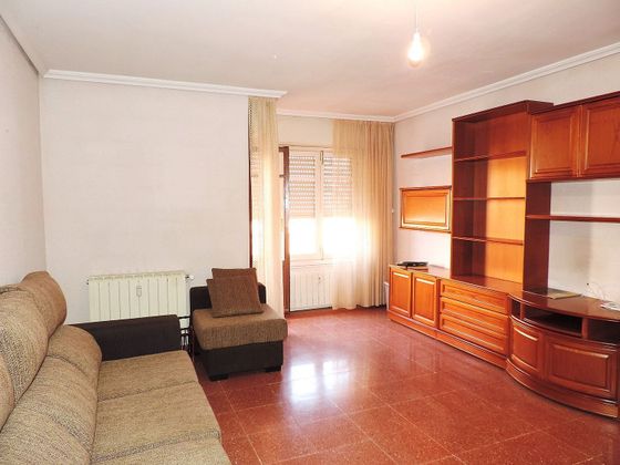 Foto 2 de Pis en venda a Medina de Rioseco de 3 habitacions amb terrassa i garatge