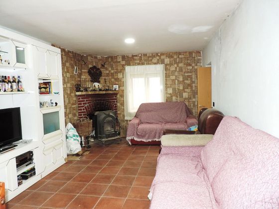 Foto 1 de Casa en venda a Tordehumos de 5 habitacions amb garatge