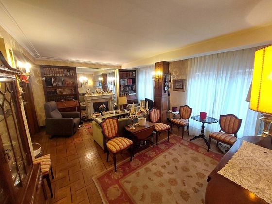 Foto 1 de Piso en venta en Centro - Vitoria-Gasteiz de 4 habitaciones con terraza y calefacción