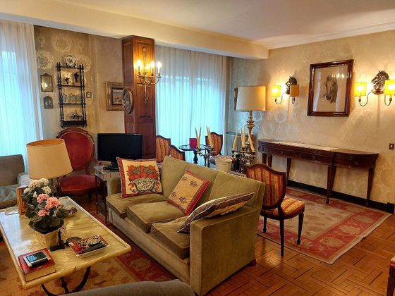 Foto 2 de Pis en venda a Centro - Vitoria-Gasteiz de 4 habitacions amb terrassa i calefacció