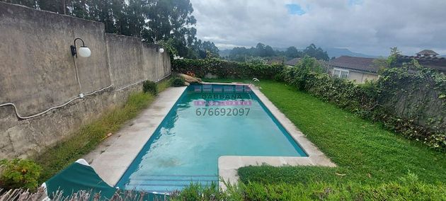 Foto 1 de Casa en alquiler en Cabral - Candeán de 4 habitaciones con piscina y jardín
