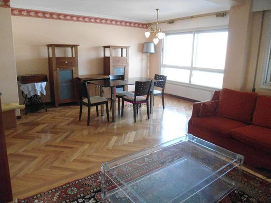 Foto 1 de Alquiler de piso en Calvario - Santa Rita de 3 habitaciones con garaje y muebles