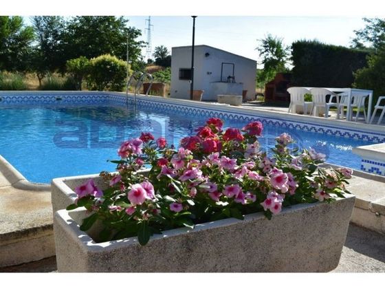 Foto 1 de Xalet en venda a calle Virgen del Socorro de 4 habitacions amb piscina i garatge