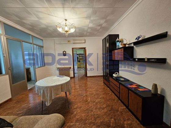 Foto 1 de Casa adossada en venda a Centro - Puertollano de 3 habitacions amb terrassa i garatge