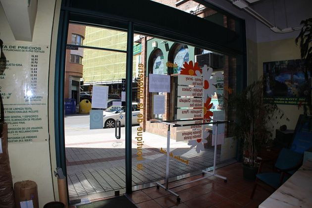 Foto 2 de Alquiler de local en avenida Pablo Iglesias de 143 m²