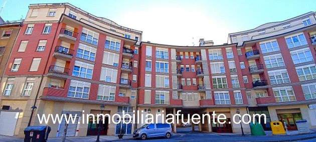 Foto 1 de Pis en venda a Alonsotegi de 3 habitacions amb garatge i balcó