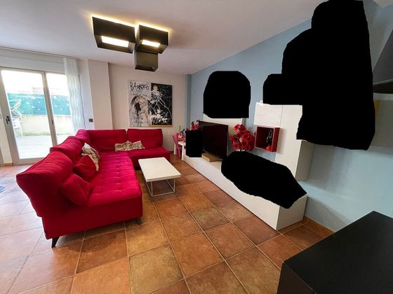 Foto 2 de Casa adosada en venta en Roales de 4 habitaciones con terraza y calefacción