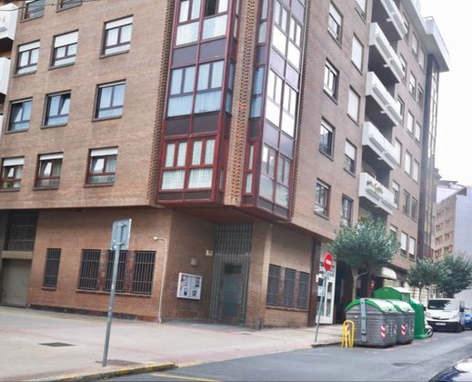 Foto 1 de Piso en venta en calle República Argentina de 4 habitaciones con balcón y calefacción