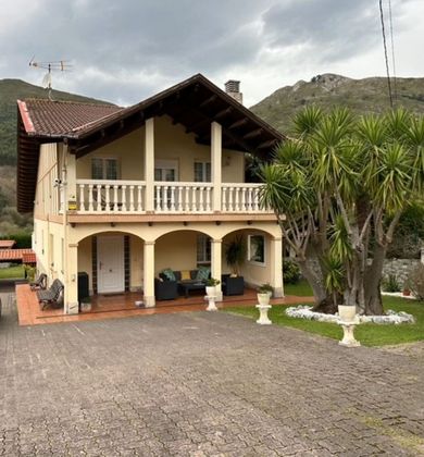 Foto 1 de Xalet en venda a Otañes - Talledo de 6 habitacions amb terrassa i piscina