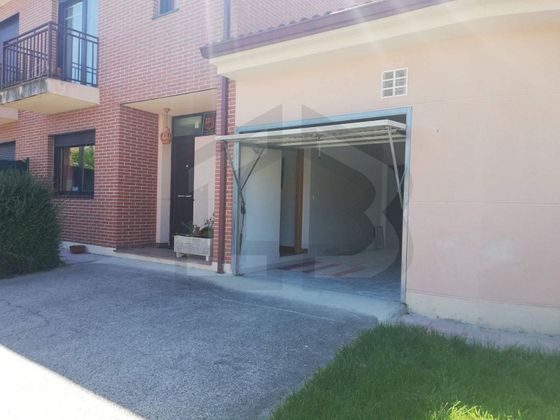Foto 1 de Casa en venda a Valle de Tobalina de 3 habitacions amb garatge i calefacció