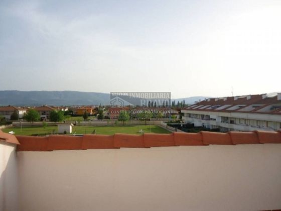 Foto 1 de Pis en venda a Medina de Pomar de 2 habitacions amb terrassa i piscina