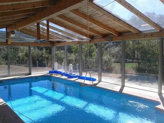 Foto 1 de Xalet en venda a Villarcayo de Merindad de Castilla la Vieja de 4 habitacions amb piscina i garatge
