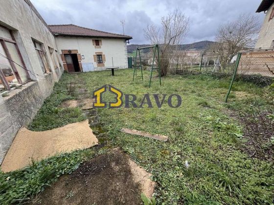 Foto 1 de Xalet en venda a Valle de Losa de 5 habitacions amb terrassa i jardí