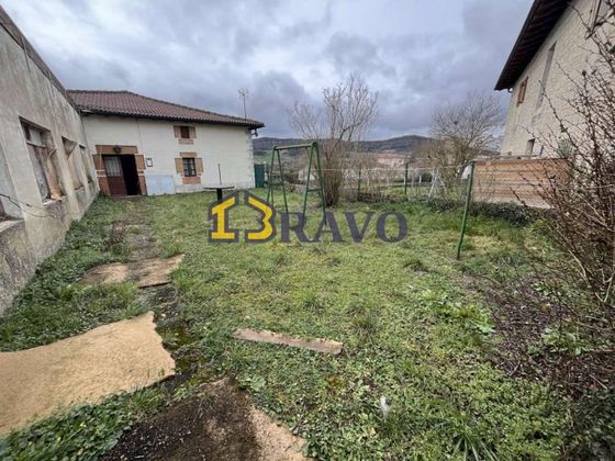 Foto 2 de Chalet en venta en Valle de Losa de 5 habitaciones con terraza y jardín