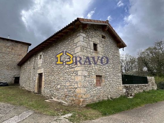 Foto 1 de Xalet en venda a Valle de Manzanedo de 4 habitacions i 190 m²