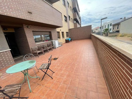 Foto 1 de Venta de piso en Tudela de 3 habitaciones con terraza y garaje