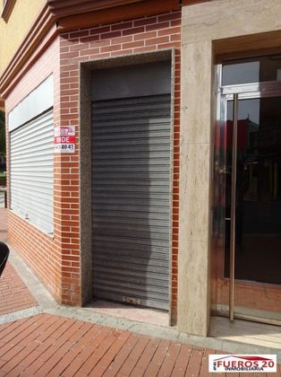 Foto 2 de Local en venda a Centro - Desierto - Arrontegi amb ascensor