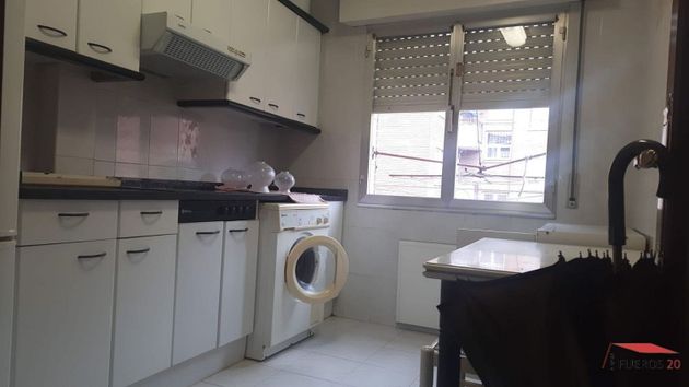 Foto 2 de Pis en venda a Arteagabeitia - Retuerto - Kareaga de 3 habitacions amb balcó
