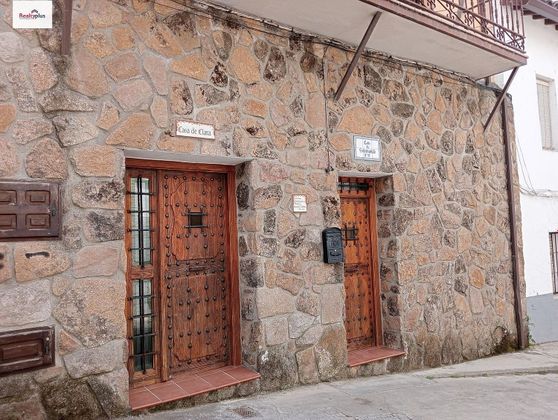 Foto 2 de Venta de casa en Arenas de San Pedro de 5 habitaciones con terraza y jardín