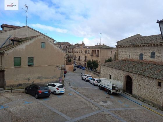 Foto 1 de Chalet en venta en Centro - Segovia de 4 habitaciones con terraza y jardín