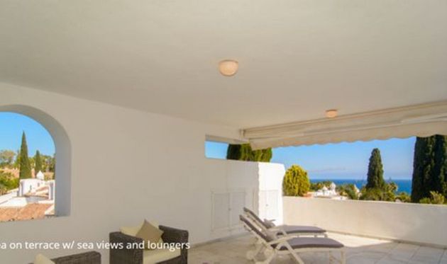 Foto 2 de Alquiler de ático en calle De Levante de 2 habitaciones con terraza y piscina